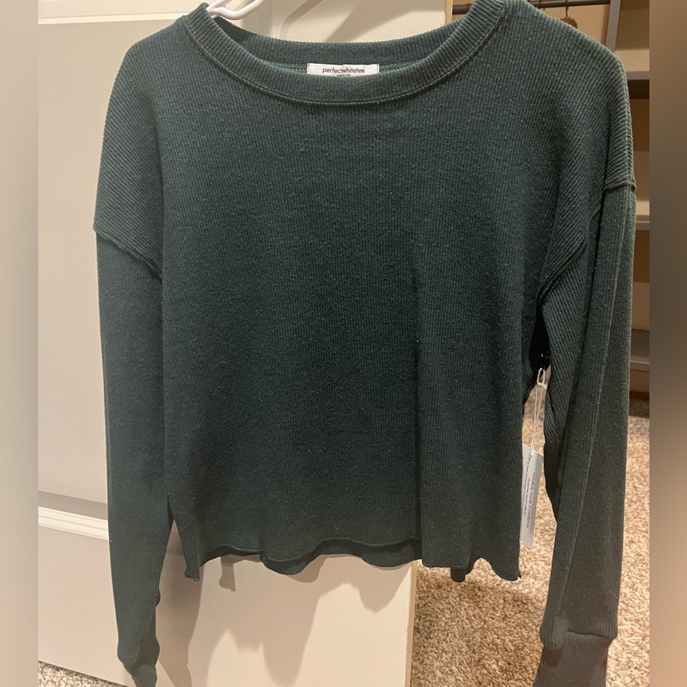 NWT Perfect White Tee Long Sleeve Shirt